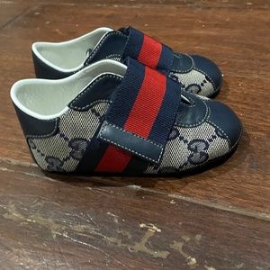 Gucci Baby Beige/Blue Size 19